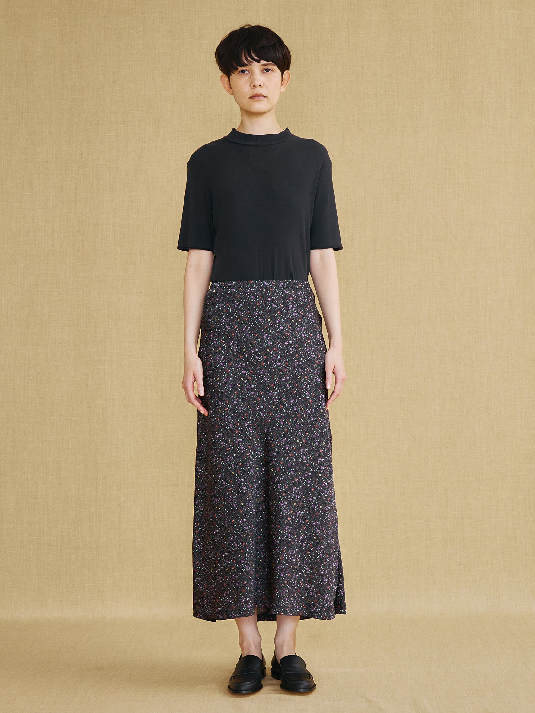 リトルフラワープリントタイトスカート TBFS-083