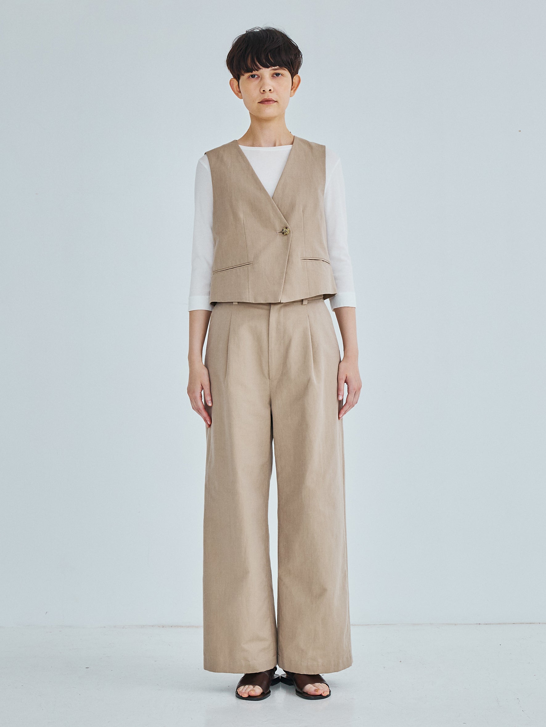 【予約商品】コットンシルクラミータックワイドパンツ TBFS-143