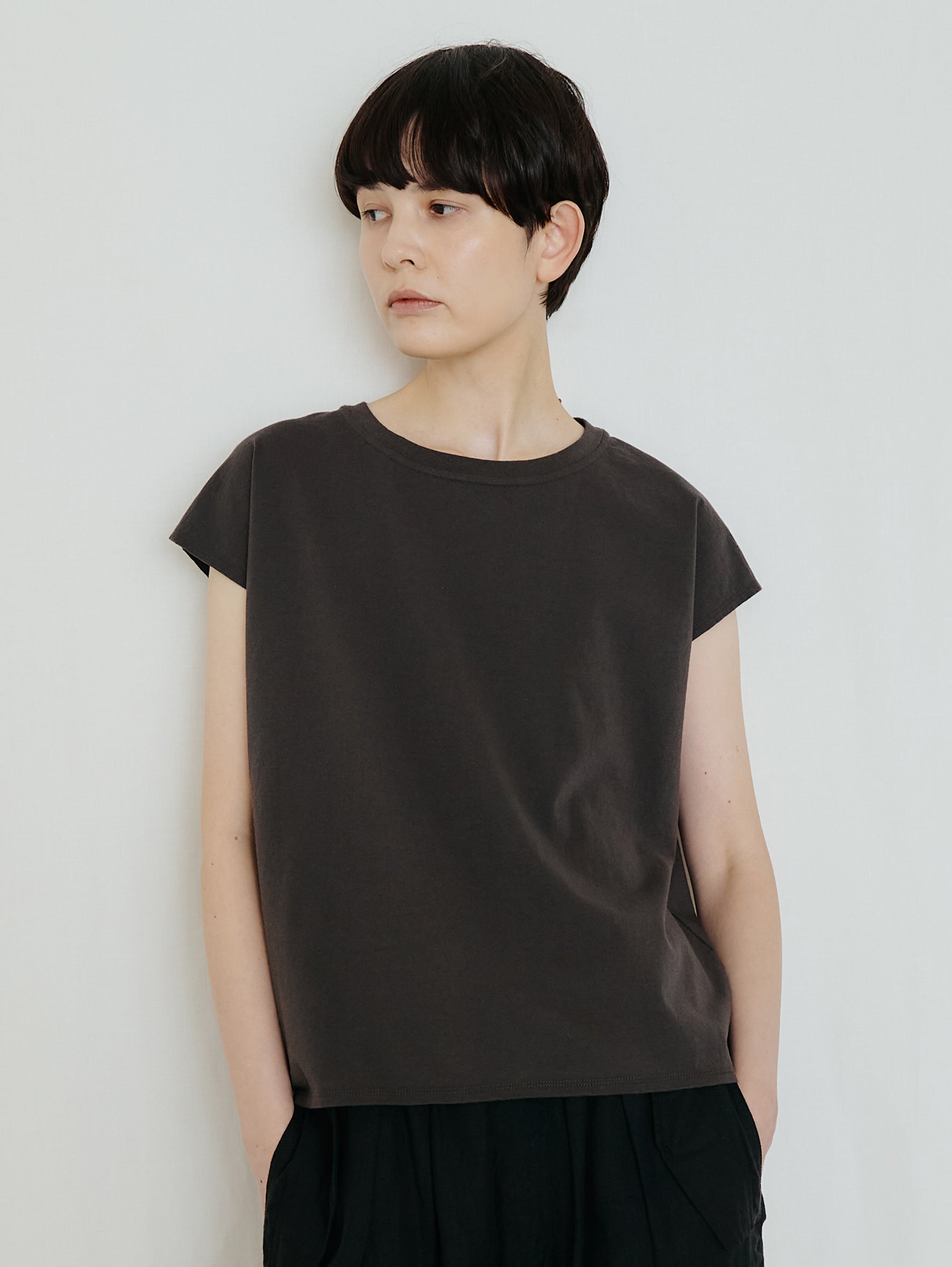 エンブロイダリーフレンチTシャツ TBFS-481