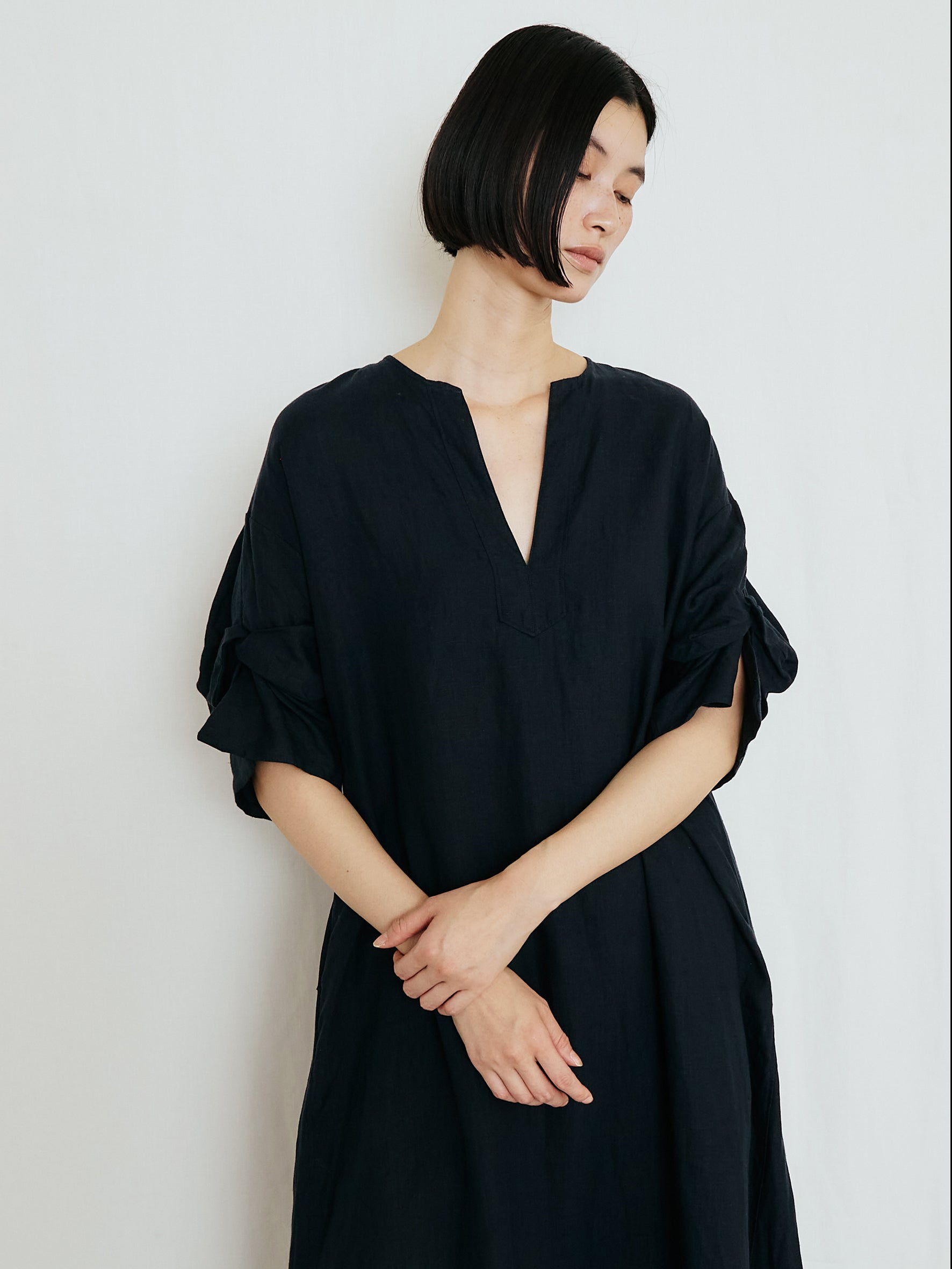 【予約商品】リネンツイストスリーブワンピース TBFS-405