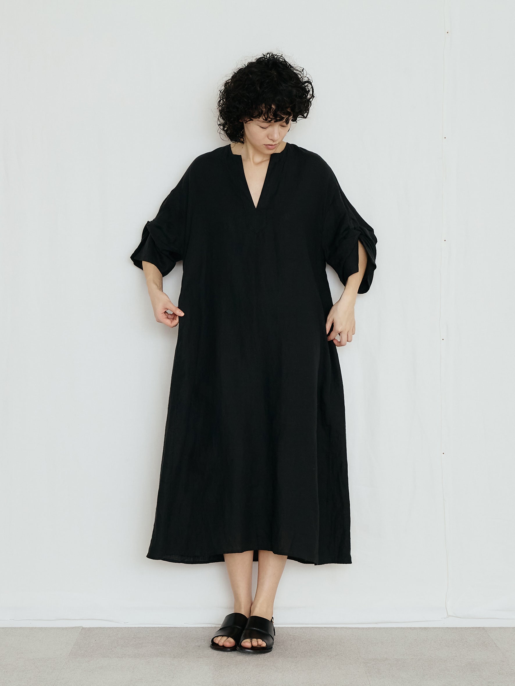 【予約商品】リネンツイストスリーブワンピース TBFS-405