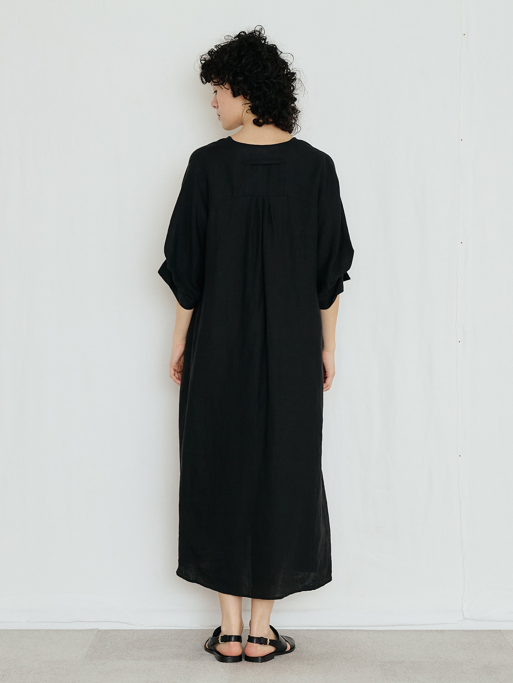 【予約商品】リネンツイストスリーブワンピース TBFS-405