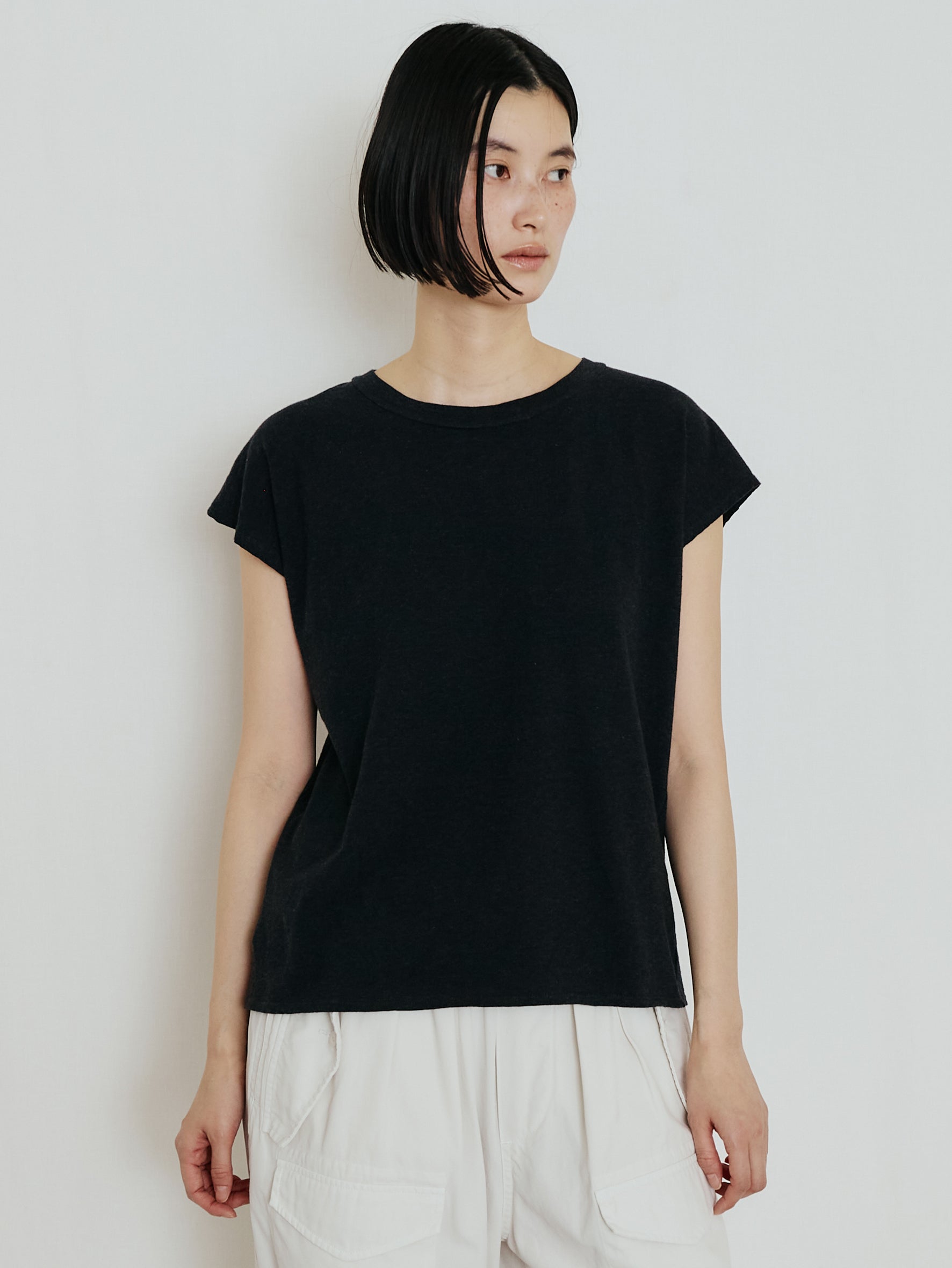 エンブロイダリーフレンチTシャツ TBFS-481