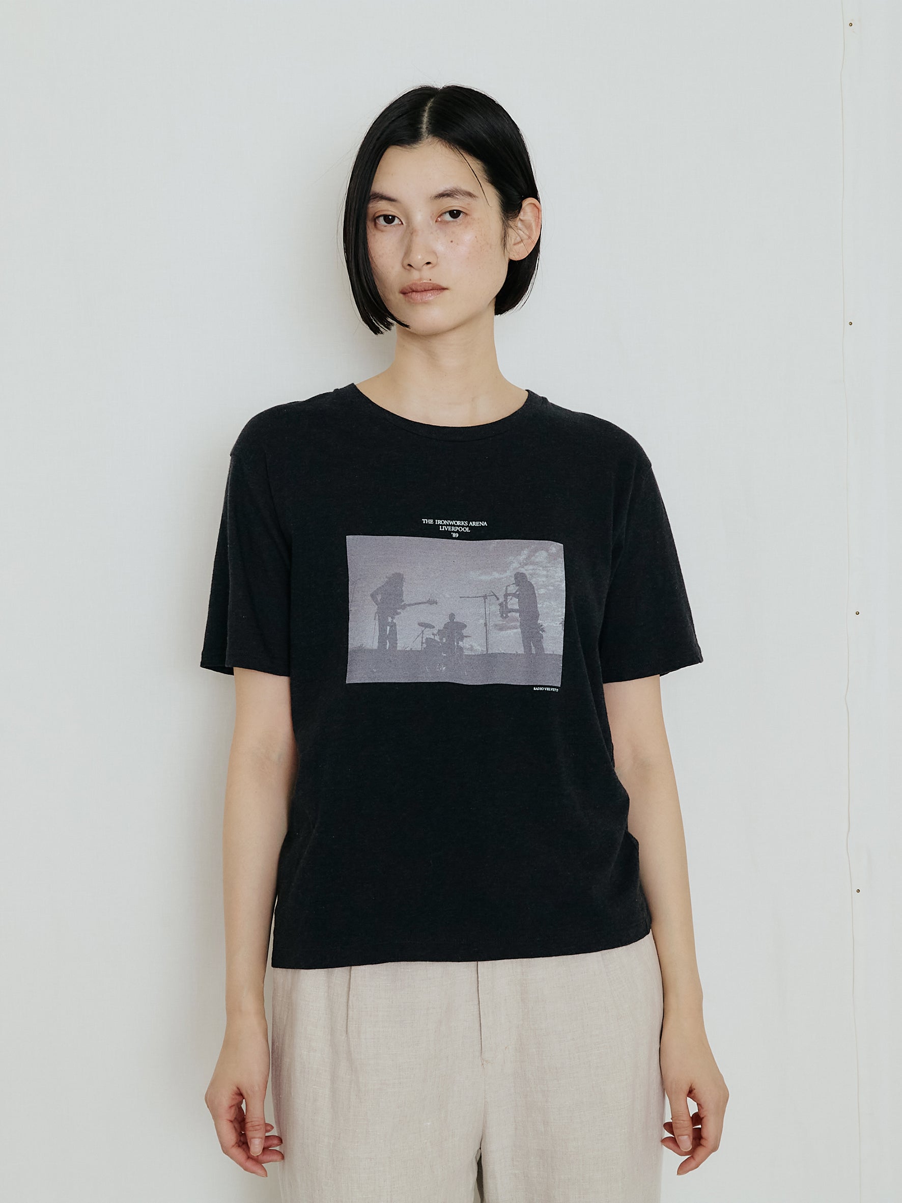 Radio velvet Tシャツ TBFS-495