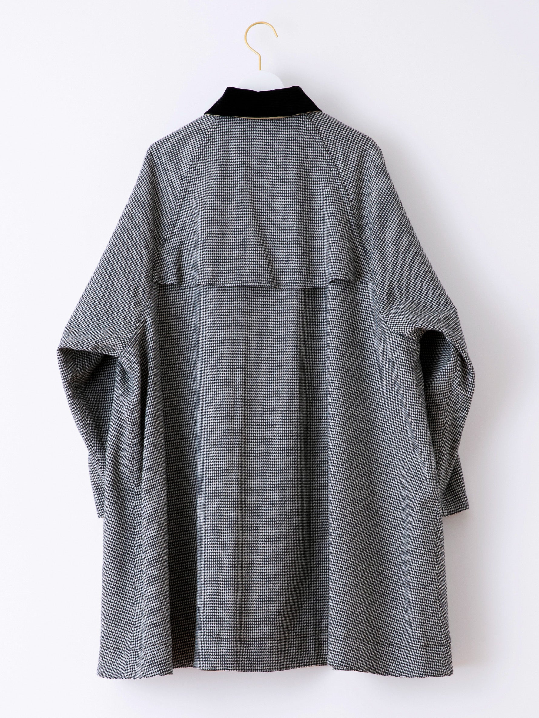 リバーシブルステンカラーショートコート/TBBA-004